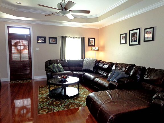 4th image of 308 Mandalay East Dr