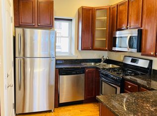 4838 W Hutchinson St APT 204, Chicago, IL 60641