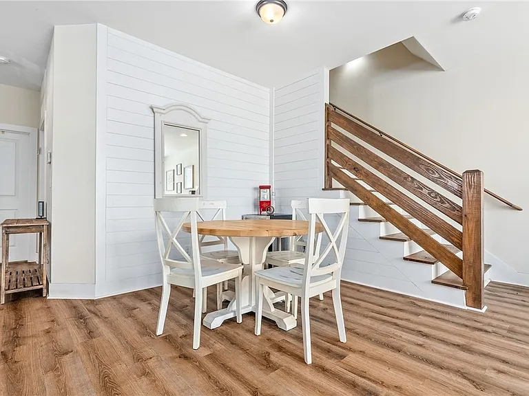 868 Twin Forks Ave #5 — Photo 5