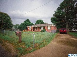 10019 Sugar Creek Rd, Lester, AL 35647