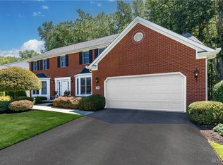 59 Lillyridge Dr, East Amherst, NY 14051
