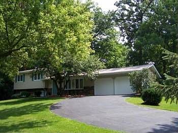 2nd image of 1420 Dairy Ln