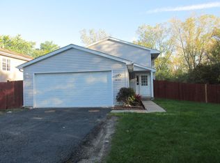 2840 W Brooke Ave, Waukegan, IL 60087