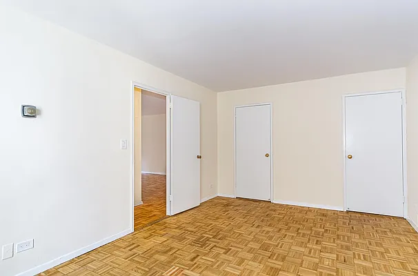 Rented by Century 21 Metropolitan | media 28