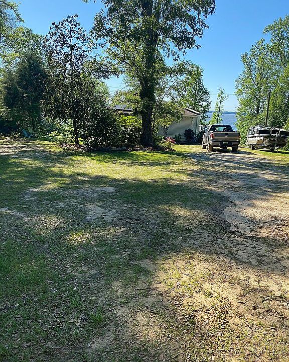 1st image of 121 Pataula Heights Ln