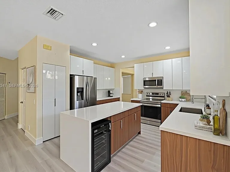 4312 Laurel Ridge Cir — Photo 16