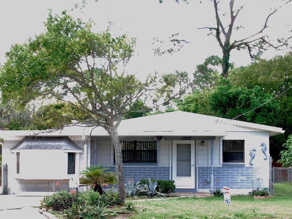 1st image of 1320 9TH Street S