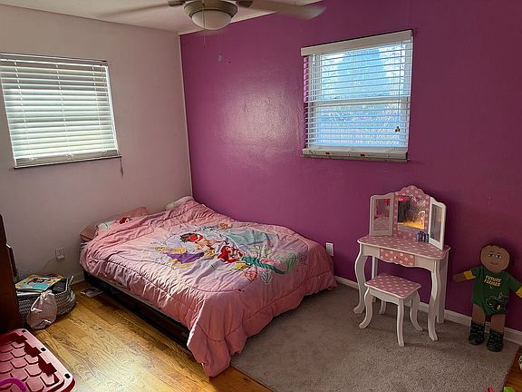 3rd image of 1917 Joy St
