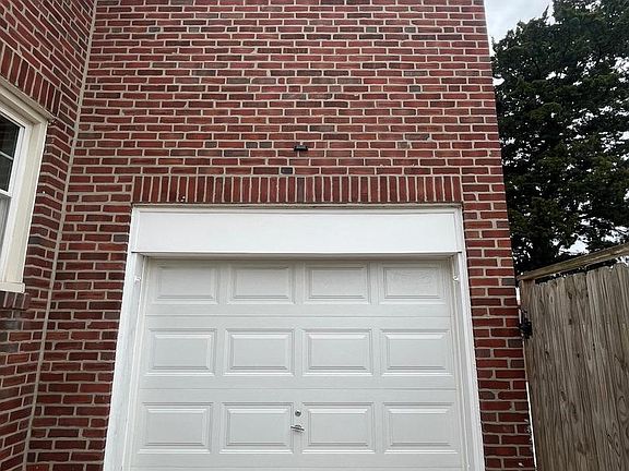 5th image of 1314 Disston St
