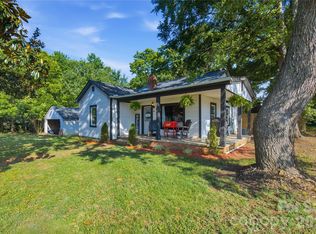 126 Phillips Dr, Forest City, NC 28043