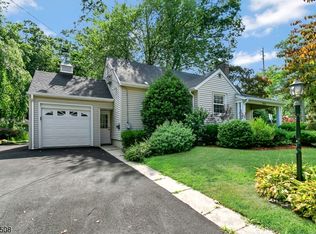 765 S Maple Ave, Glen Rock, NJ 07452
