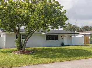 8260 NW 12th St, Pembroke Pines, FL 33024