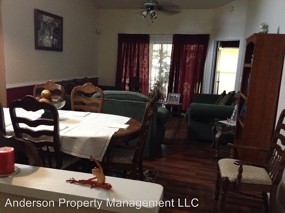 2nd image of 117 Lakepointe Cir