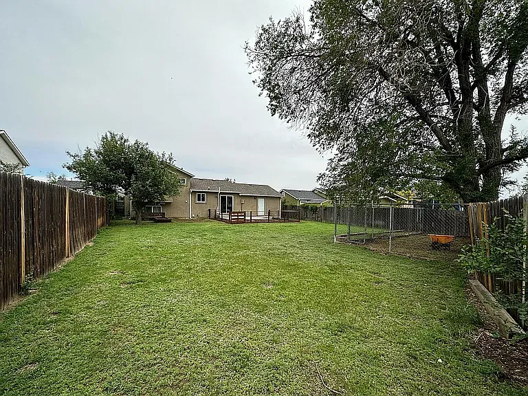 2020 Farnsworth Dr — Photo 9