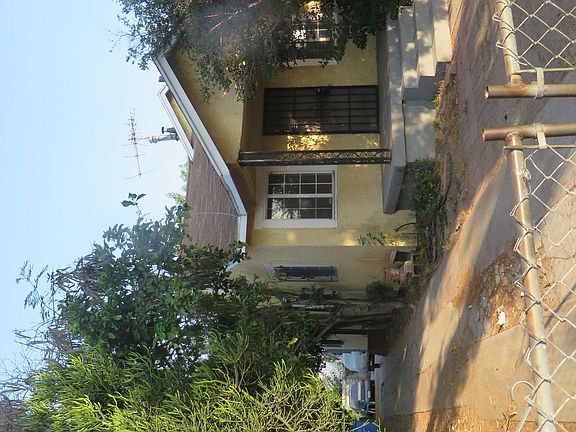 2nd image of 4343 S Budlong Ave