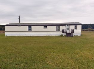 1083 Pasture Branch Rd, Rose Hill, NC 28458