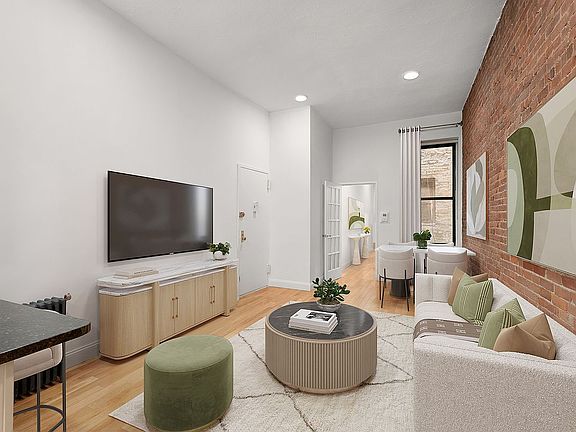 3rd image of 227 E 87th St APT C
