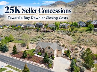 9476 N Avanyu Dr, Cedar Hills, UT 84062