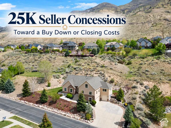 9476 N Avanyu Dr, Cedar Hills, UT 84062