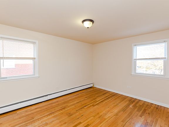 5th image of 7906 S Wabash Ave APT 2A