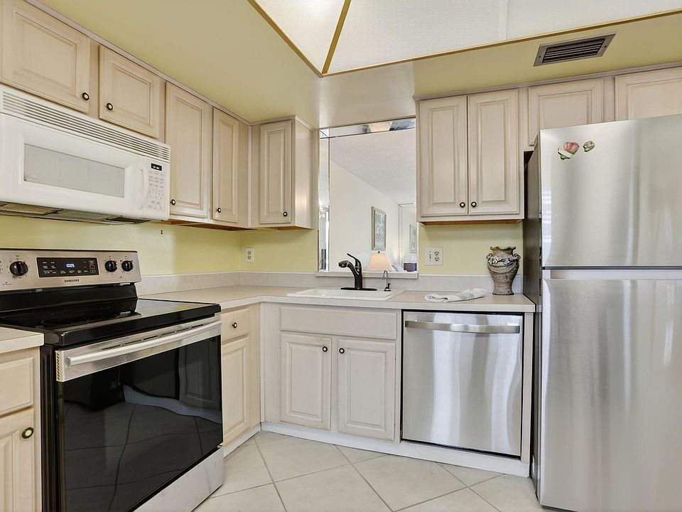 1st image of 7620 NW 18th Street #104