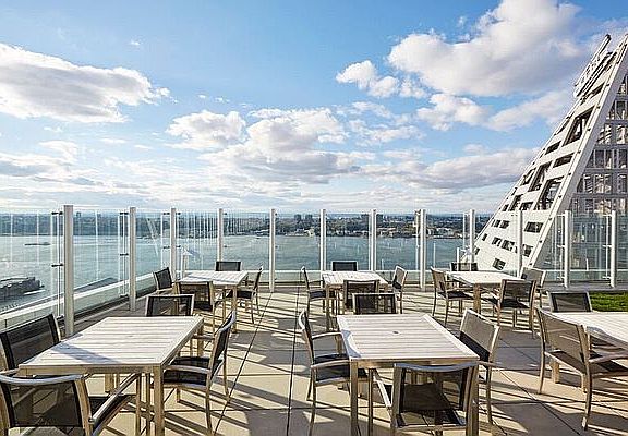 4th image of 601 W 57th St Ph E