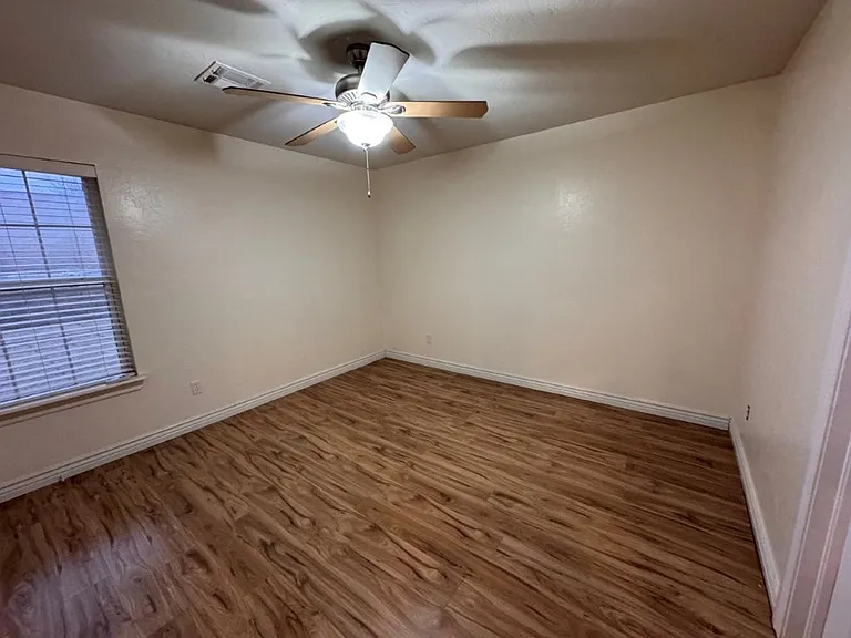 1704 Dorothy Dr — Photo 15