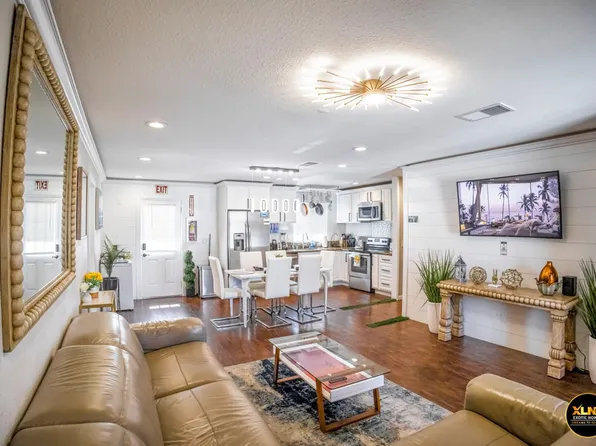 (undisclosed Address), San Diego, CA 92114