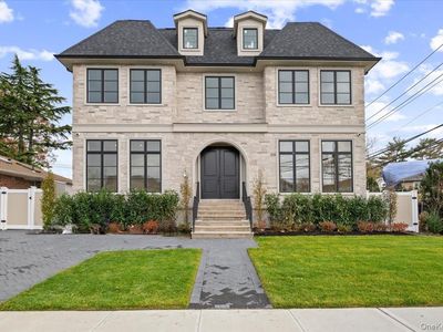 772 Park Lane, Valley Stream, NY, 11581