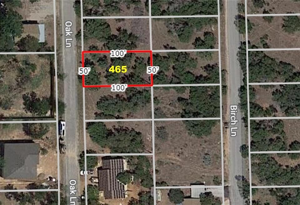 1st image of 465 Oak Ln