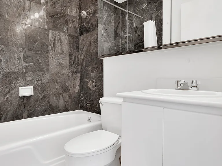 280 Park Ave S #24B — Photo 6