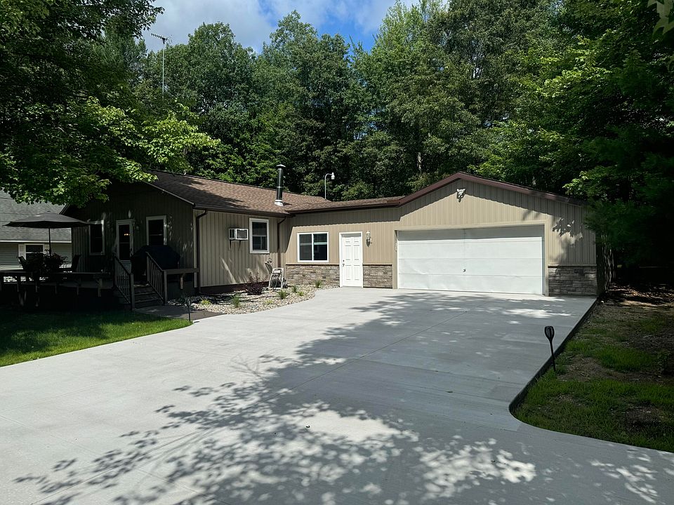 1st image of 886 Springwood Dr