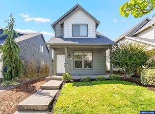 1704 Wood Duck St, Silverton, OR 97381