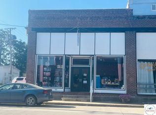 104 E Main St, Cole Camp, MO 65325