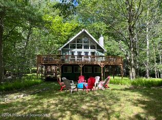 108 Norton Drive, Gouldsboro, PA 18424