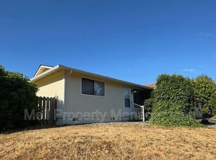 1107 Thomas Ave, Shelton, WA 98584