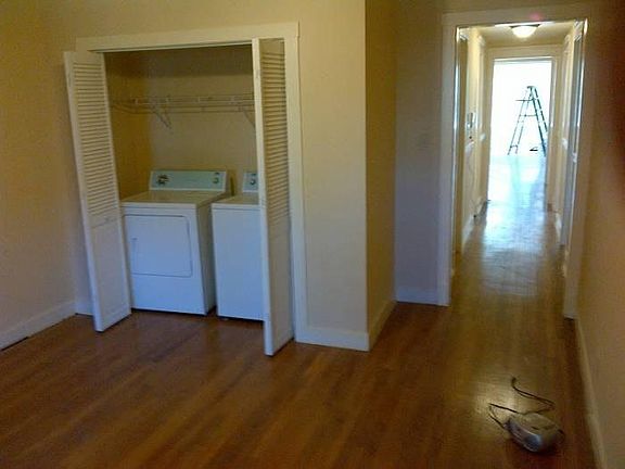 3rd image of 6843 S Cornell Ave #2
