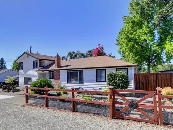 8750 Corinne Dr, Orangevale, CA 95662