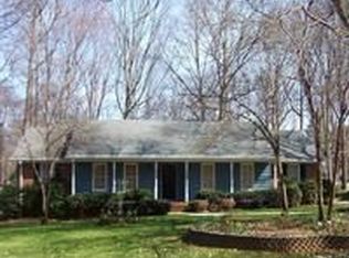 1813 Bobolink Ln, Charlotte, NC 28226