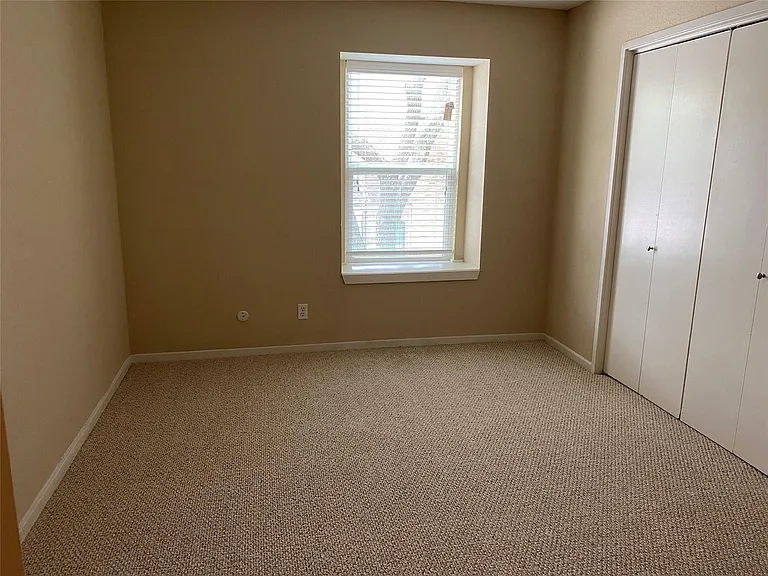 12625 Memorial Dr #61 — Photo 9