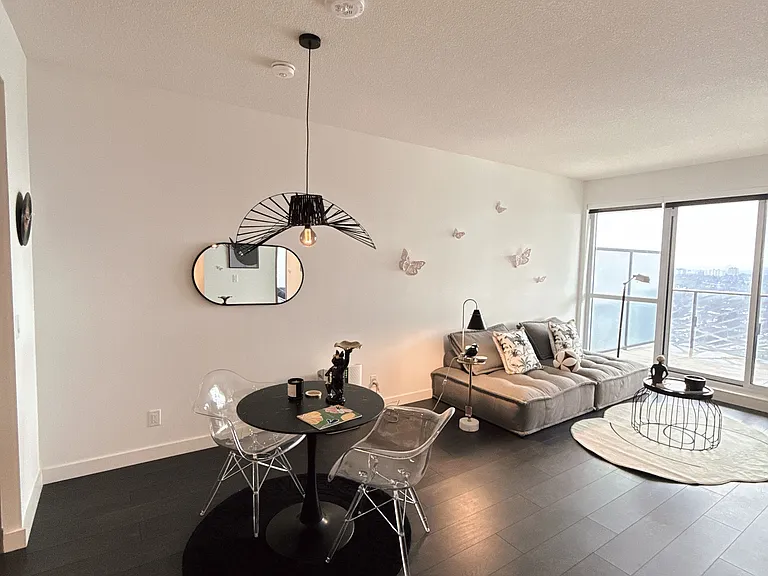 85 McMahon Dr #2608 — Photo 31