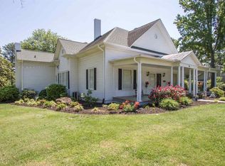 206 N B St, Easley, SC 29640