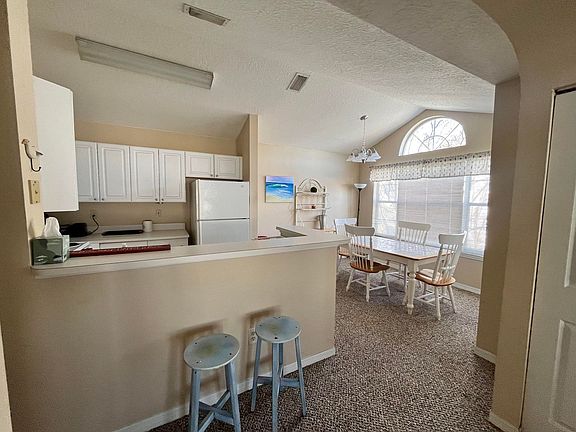 2nd image of 25213 Harbour Vista Cir