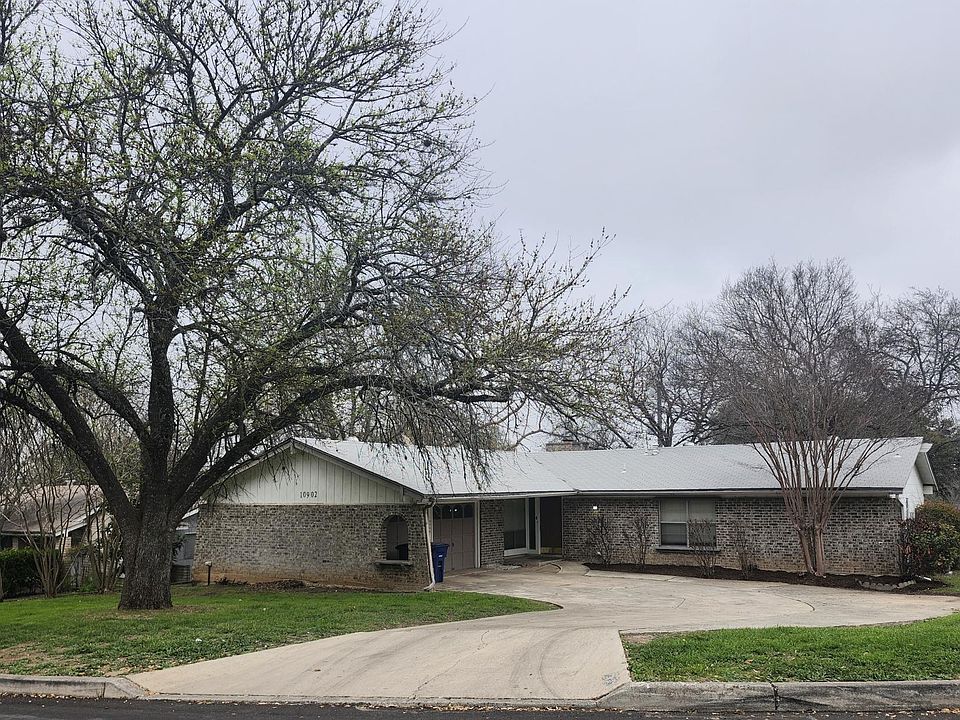1st image of 10902 Lands Run St