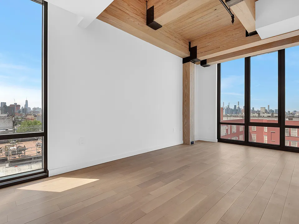 710 Metropolitan Ave #6A