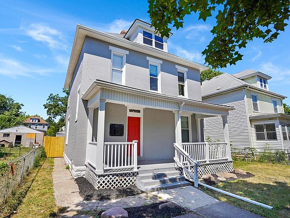 2nd image of 47 Whitethorne Ave