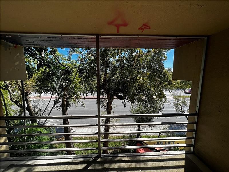 1st image of 4205 N University Dr APT 314