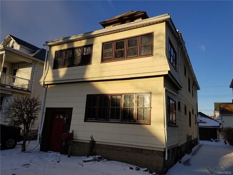 1st image of 372 Cumberland Ave