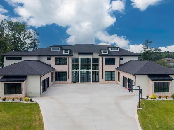 7346 Lake Point Cir, Benton, AR 72019