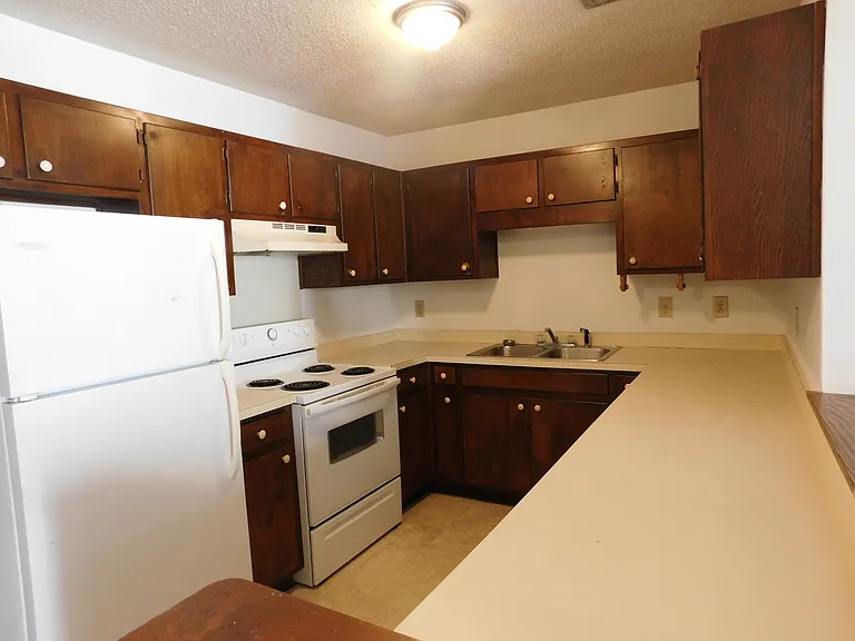 1524 College Way — Photo 4